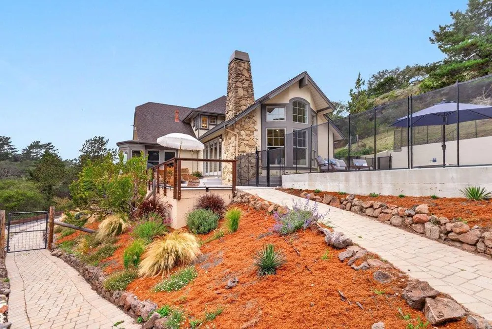 310 Hidden Valley Soquel, CA 95073