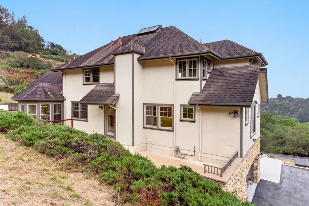 310 Hidden Valley Soquel, CA 95073