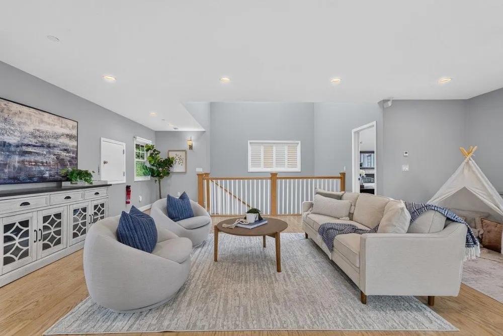 310 Hidden Valley Soquel, CA 95073