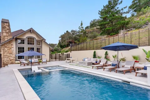 310 Hidden Valley