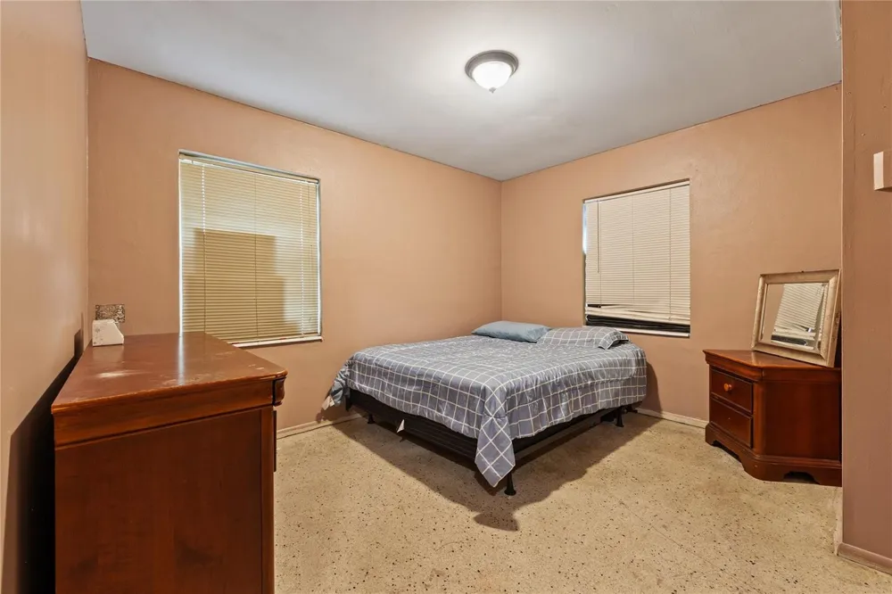 2802 Avenue G Fort Pierce, FL 34947