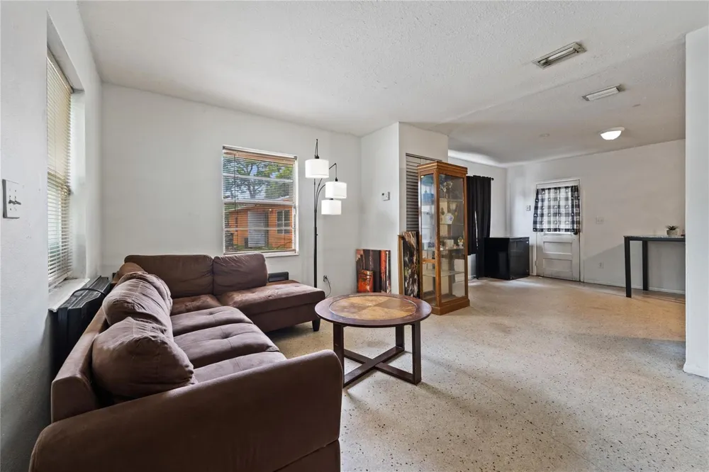 2802 Avenue G Fort Pierce, FL 34947