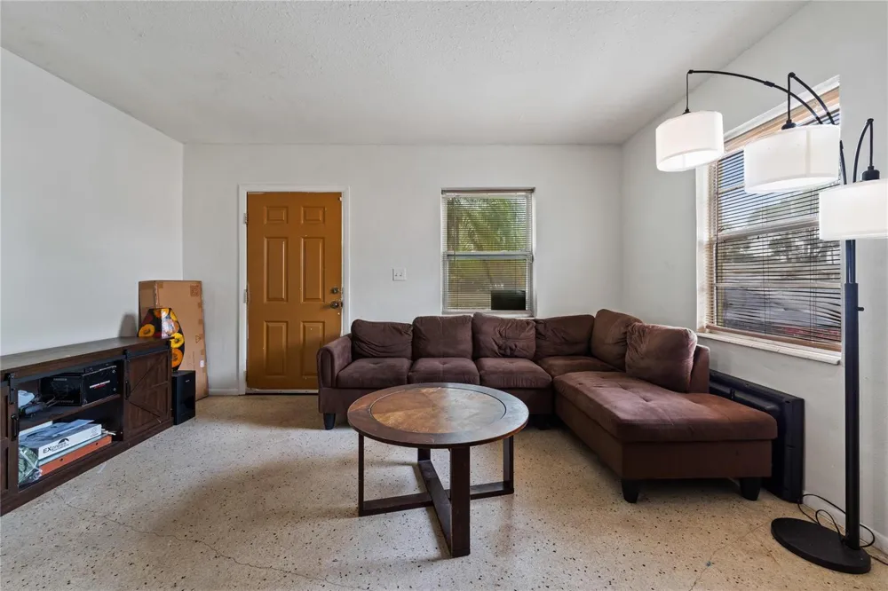 2802 Avenue G Fort Pierce, FL 34947