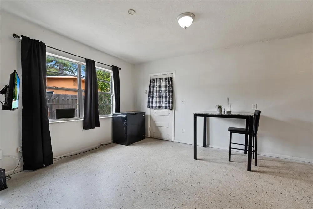 2802 Avenue G Fort Pierce, FL 34947