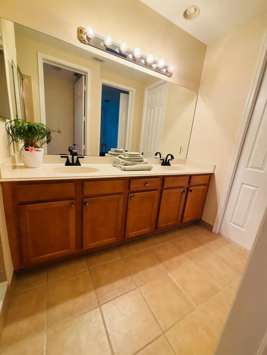 113 Evergrene Parkway #3-A Palm Beach Gardens, FL 33410