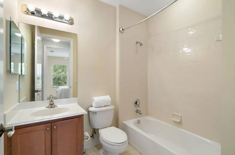 113 Evergrene Parkway #3-A Palm Beach Gardens, FL 33410