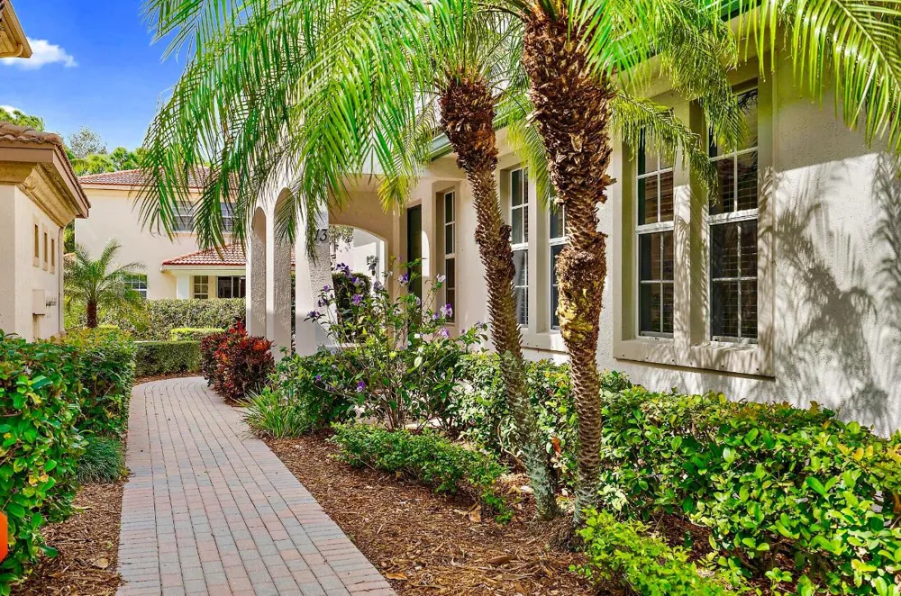 113 Evergrene Parkway #3-A Palm Beach Gardens, FL 33410
