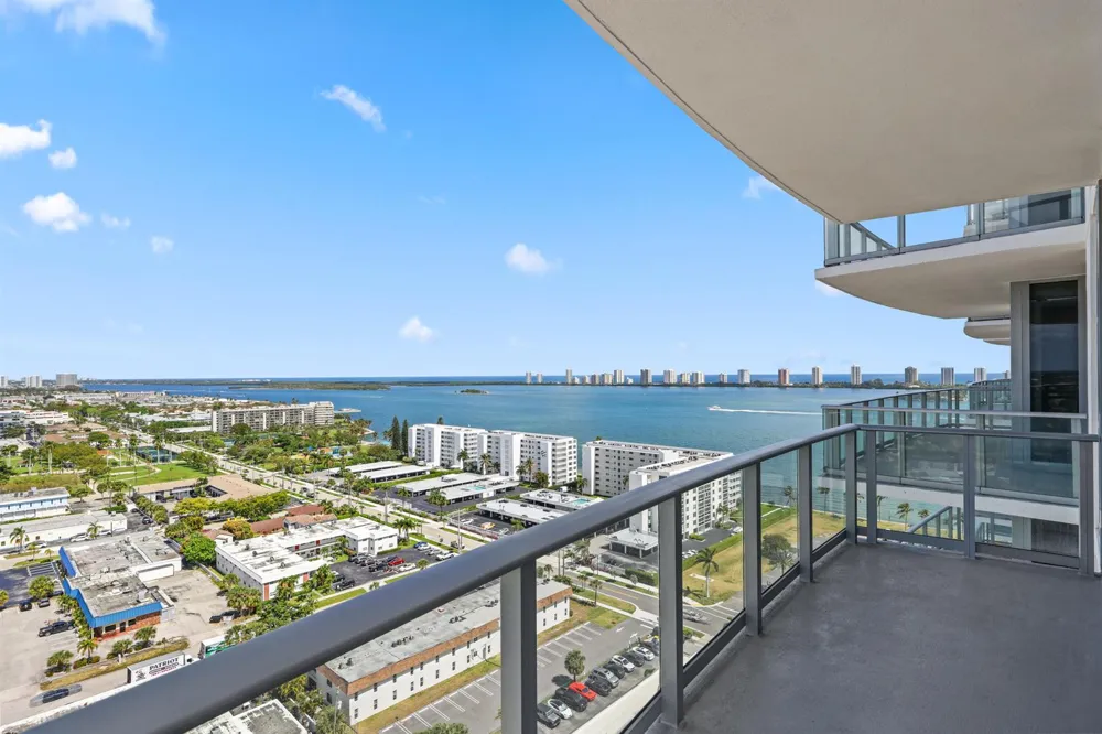 220 Lake Shore Drive #1823 Lake Park, FL 33403