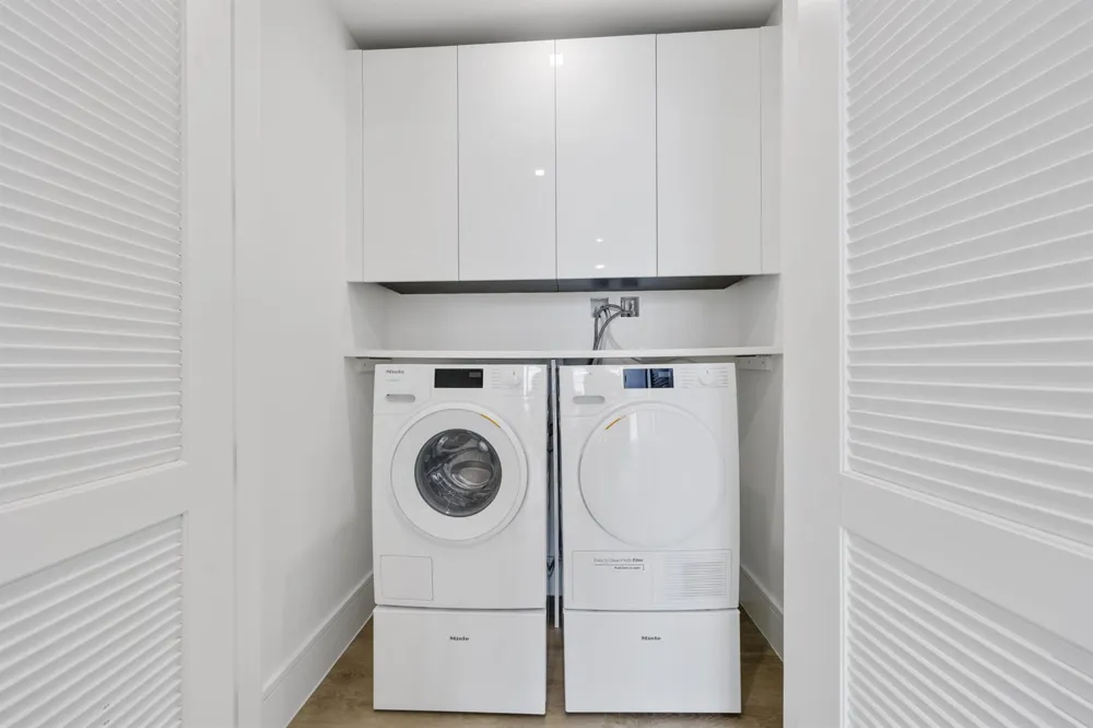 220 Lake Shore Drive #1823 Lake Park, FL 33403