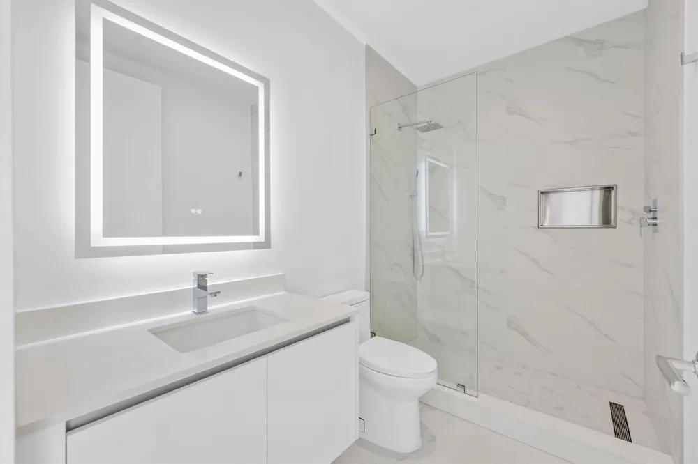 220 Lake Shore Drive #1823 Lake Park, FL 33403