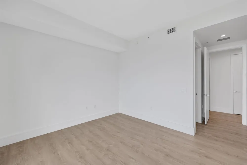 220 Lake Shore Drive #1823 Lake Park, FL 33403