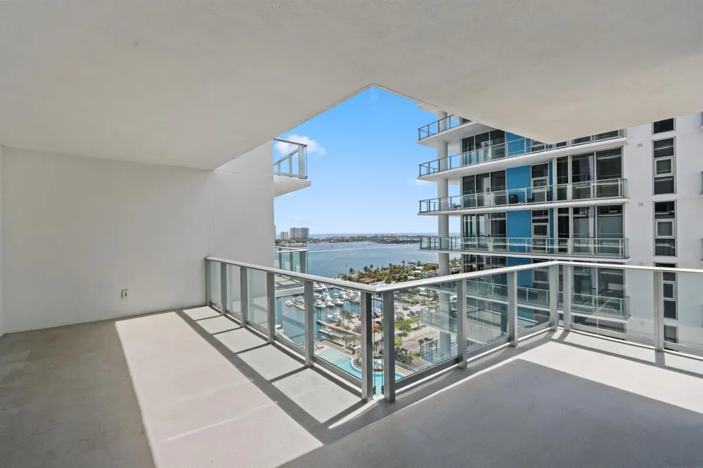 220 Lake Shore Drive #1823 Lake Park, FL 33403