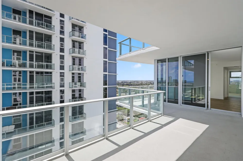 220 Lake Shore Drive #1823 Lake Park, FL 33403