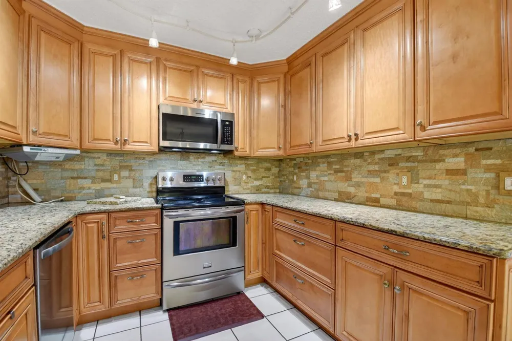 1545 W Forest Lakes Circle W #B West Palm Beach, FL 33406