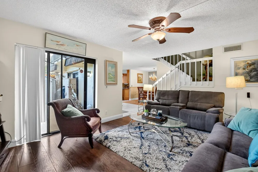 1545 W Forest Lakes Circle W #B West Palm Beach, FL 33406