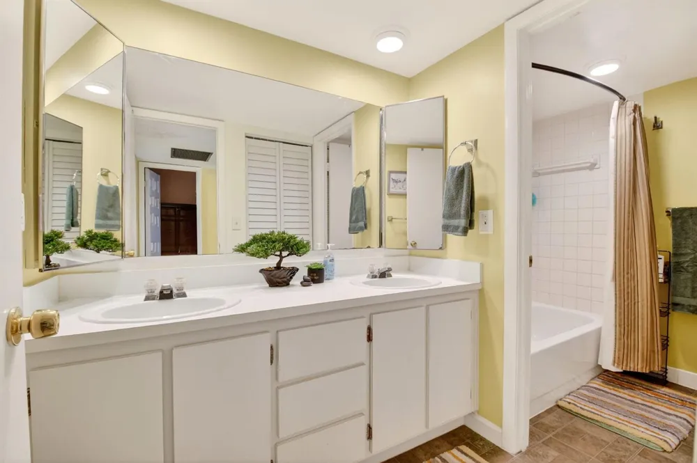 1545 W Forest Lakes Circle W #B West Palm Beach, FL 33406