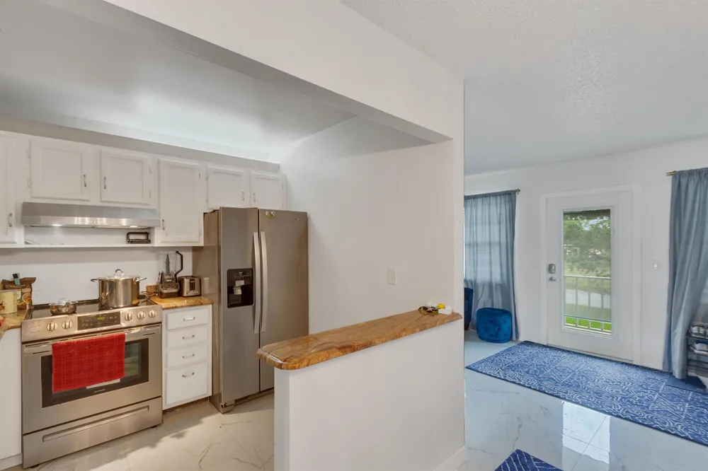 66 Woodland Drive #204 Vero Beach, FL 32962