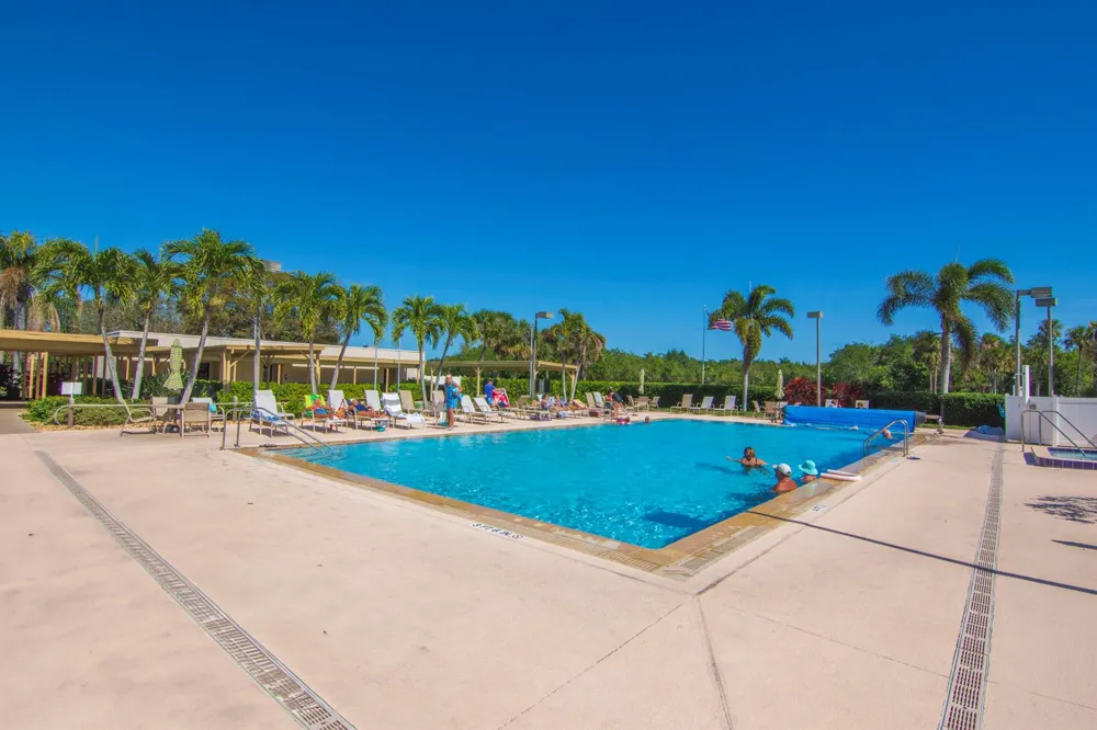 66 Woodland Drive #204 Vero Beach, FL 32962