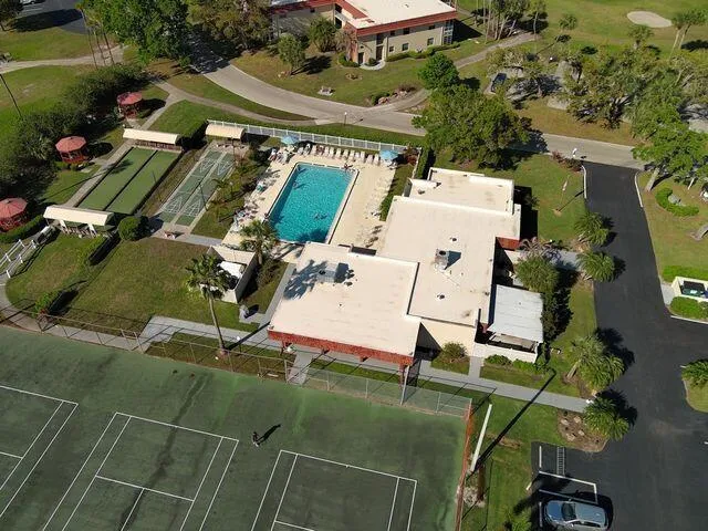 66 Woodland Drive #204 Vero Beach, FL 32962