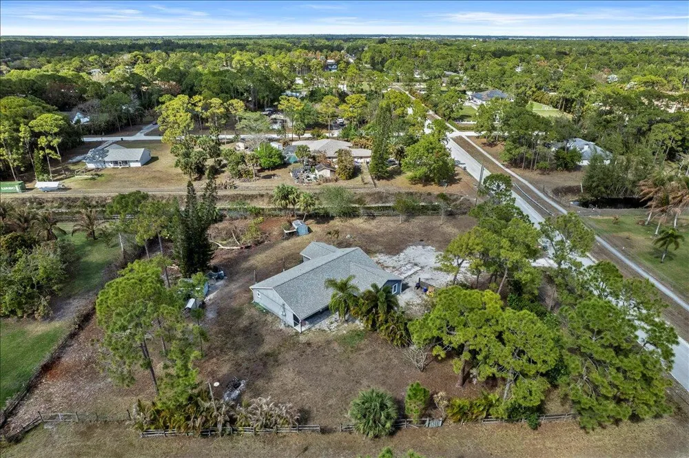 14537 77th Place Loxahatchee, FL 33470