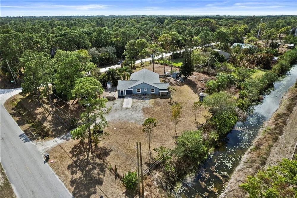 14537 77th Place Loxahatchee, FL 33470