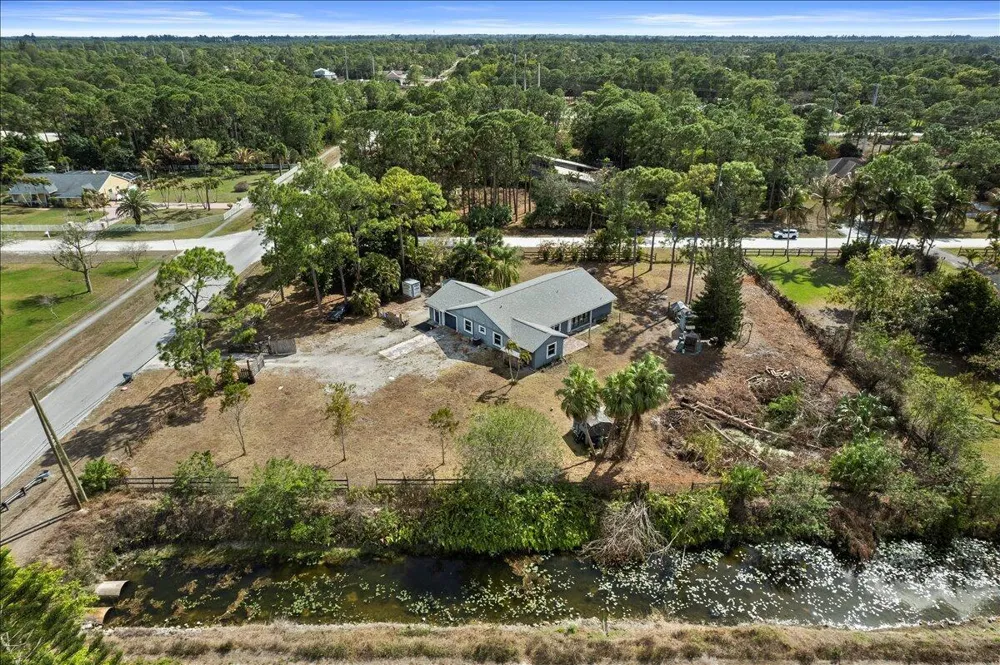 14537 77th Place Loxahatchee, FL 33470