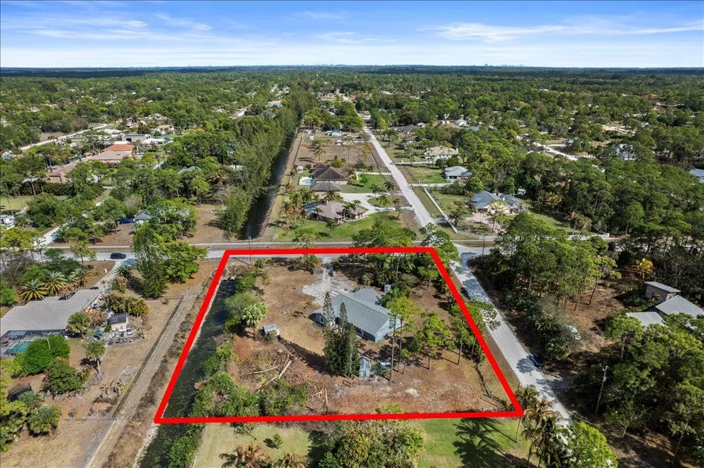 14537 77th Place Loxahatchee, FL 33470