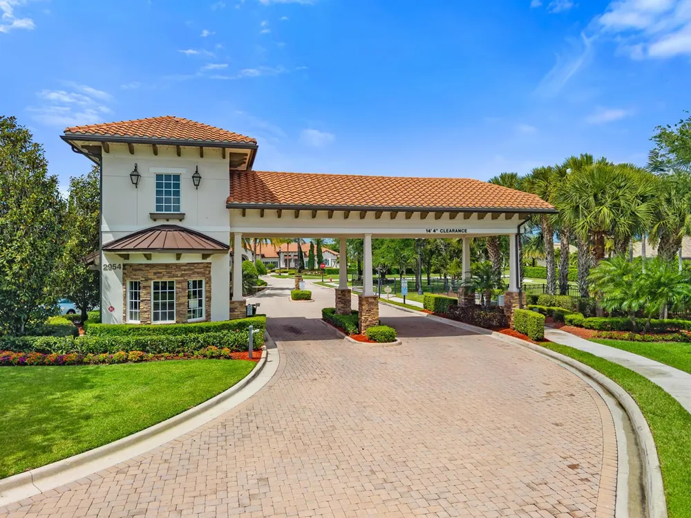 4591 Siena Circle Wellington, FL 33414