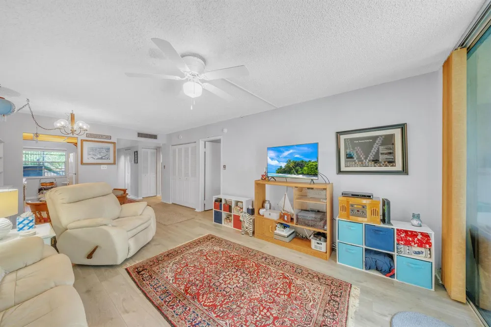3361 NW 47th Terrace #231 Lauderdale Lakes, FL 33319