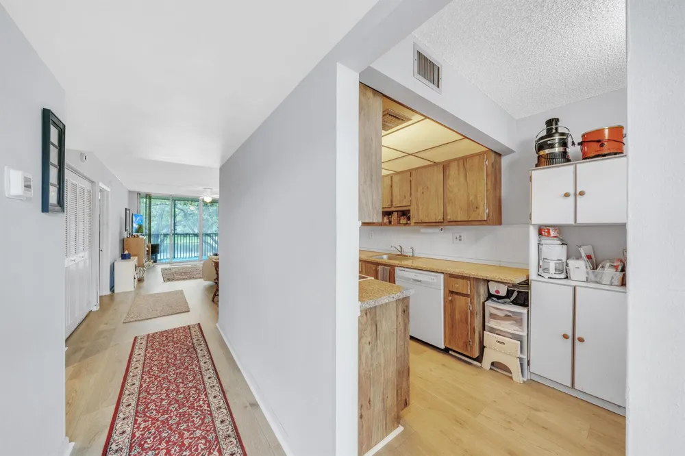 3361 NW 47th Terrace #231 Lauderdale Lakes, FL 33319