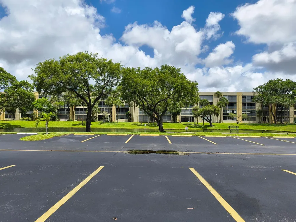 3361 NW 47th Terrace #231 Lauderdale Lakes, FL 33319