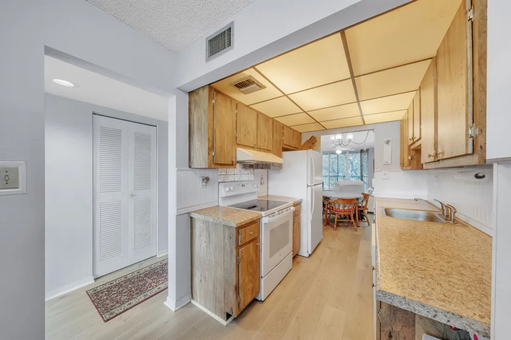 3361 NW 47th Terrace #231 Lauderdale Lakes, FL 33319