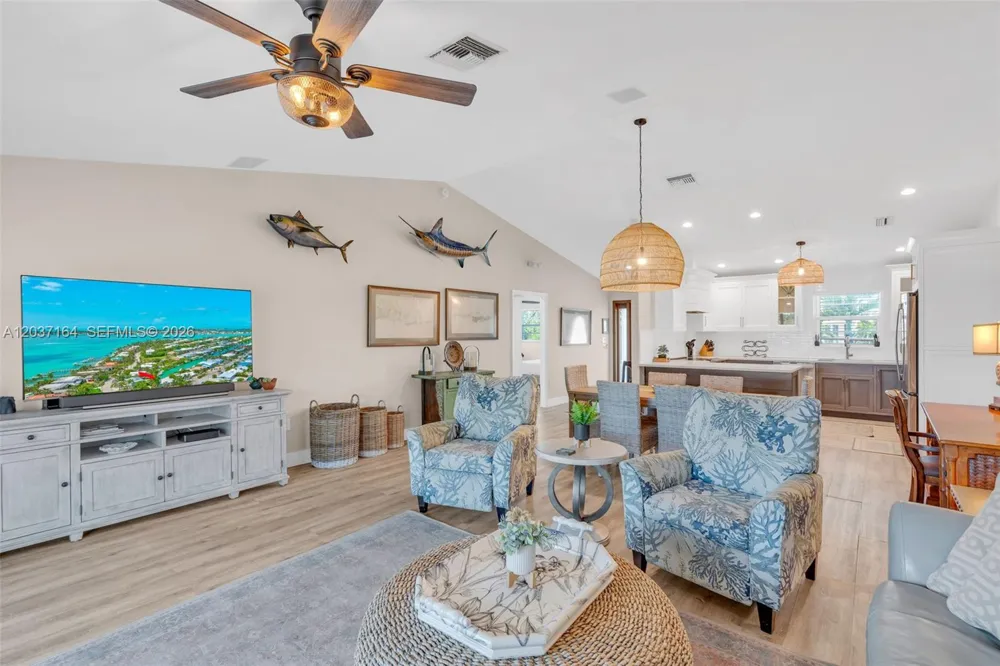 181 12th St Key Colony, FL 33051