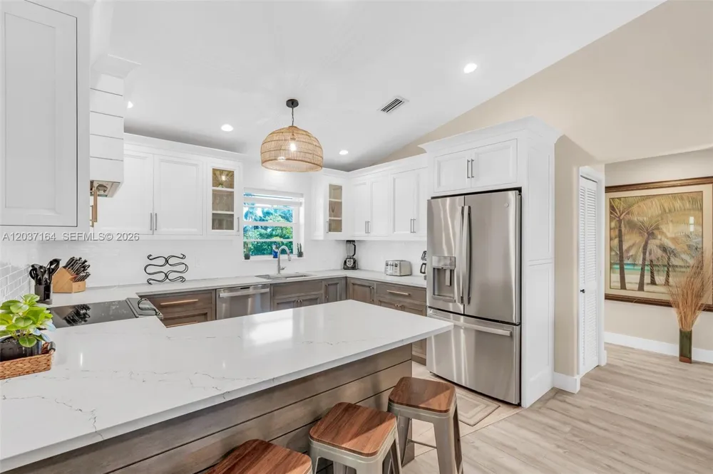 181 12th St Key Colony, FL 33051