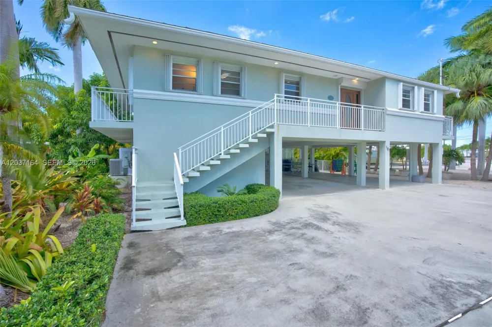 181 12th St Key Colony, FL 33051