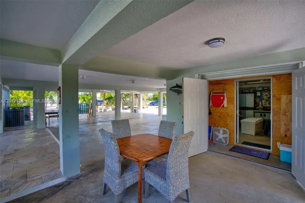 181 12th St Key Colony, FL 33051