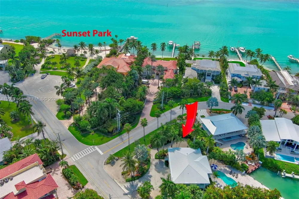 181 12th St Key Colony, FL 33051