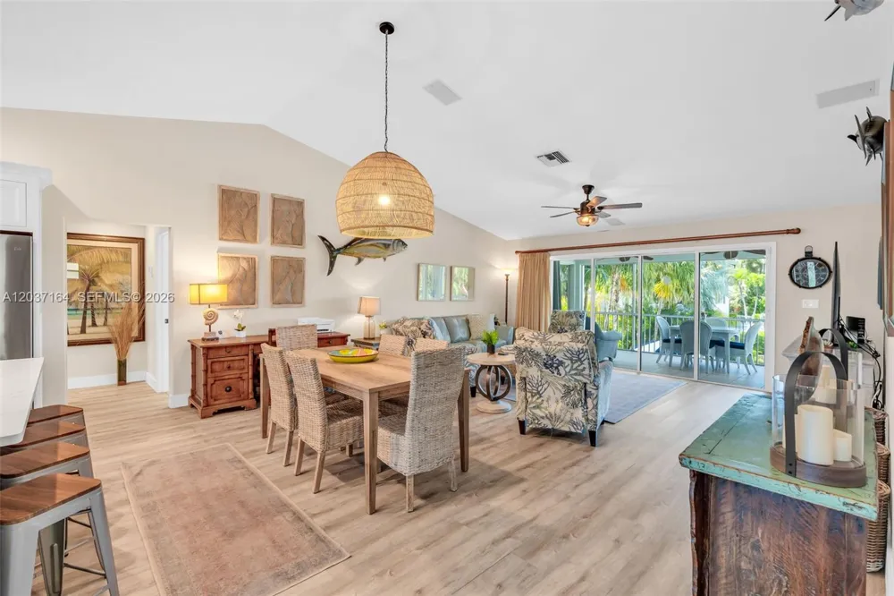 181 12th St Key Colony, FL 33051
