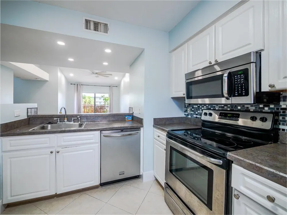 1020 Lake Shore Drive #202 Lake Park, FL 33403