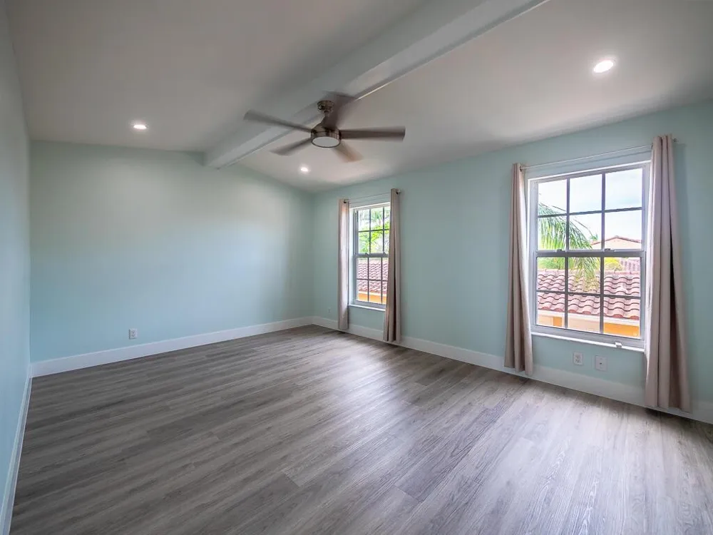 1020 Lake Shore Drive #202 Lake Park, FL 33403