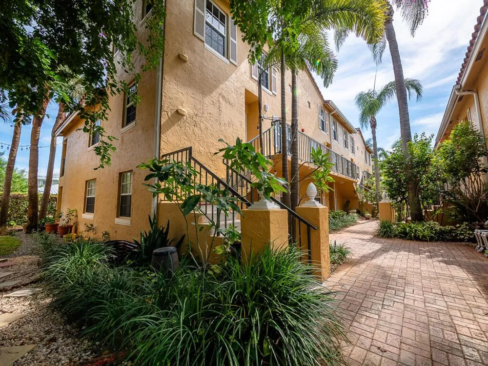 1020 Lake Shore Drive #202 Lake Park, FL 33403