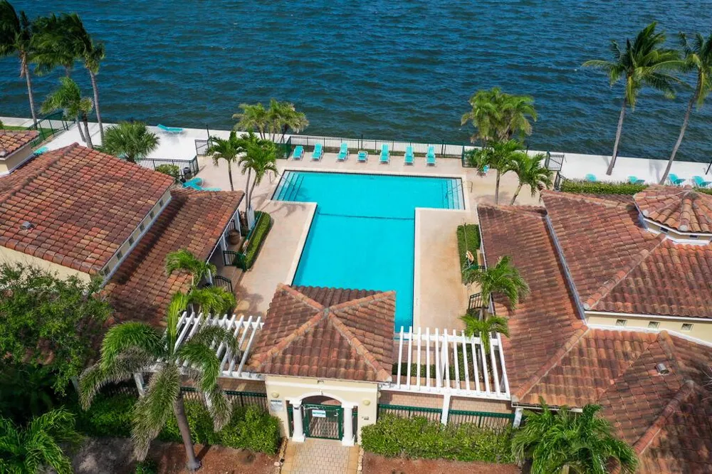 1020 Lake Shore Drive #202 Lake Park, FL 33403