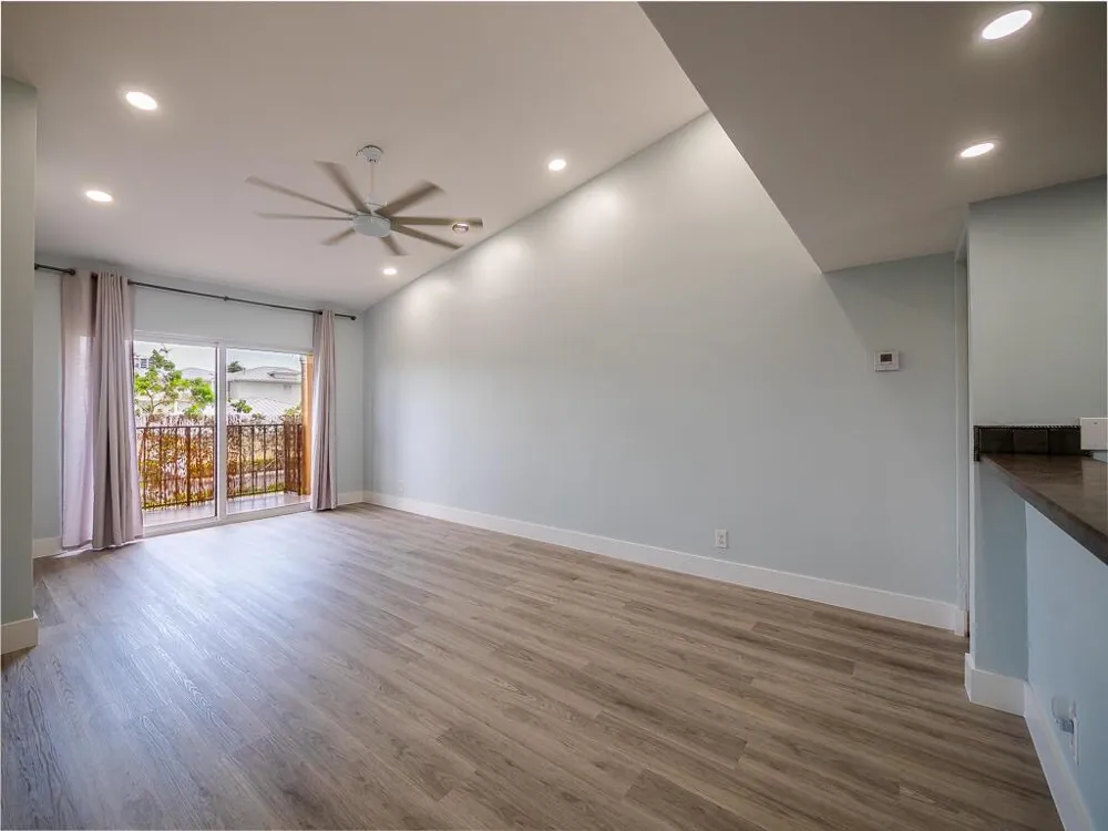 1020 Lake Shore Drive #202 Lake Park, FL 33403