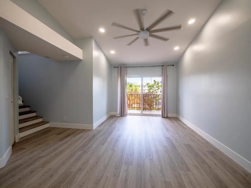 1020 Lake Shore Drive #202 Lake Park, FL 33403