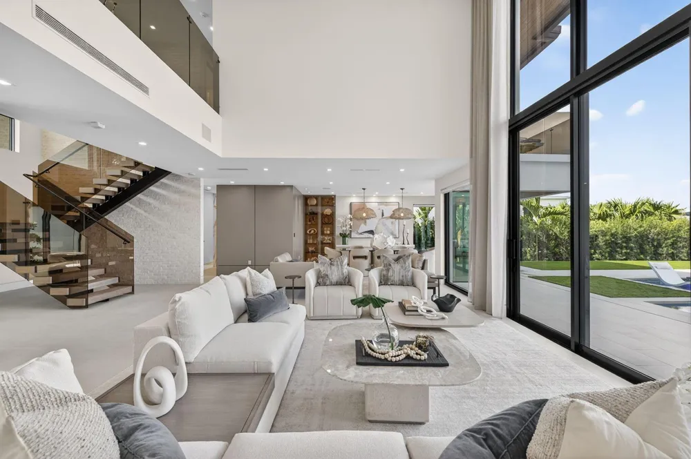 2533 Aqua Vista Boulevard Fort Lauderdale, FL 33301