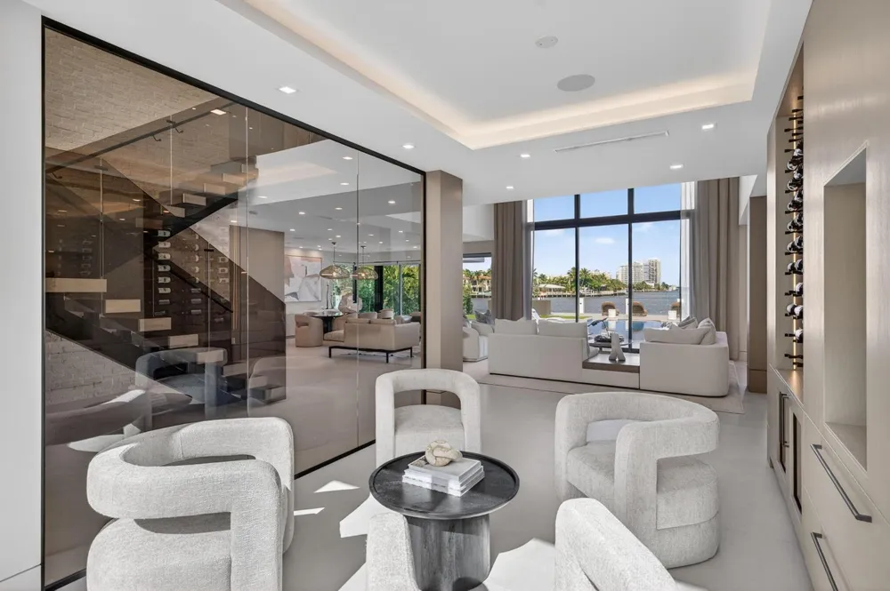 2533 Aqua Vista Boulevard Fort Lauderdale, FL 33301