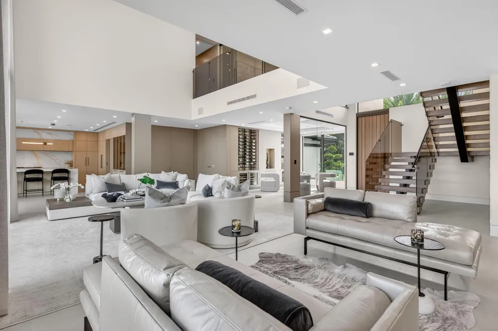 2533 Aqua Vista Boulevard Fort Lauderdale, FL 33301