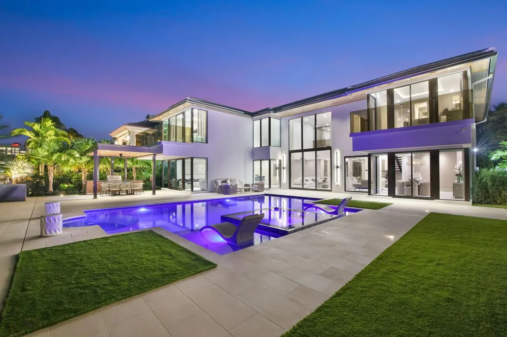 2533 Aqua Vista Boulevard Fort Lauderdale, FL 33301