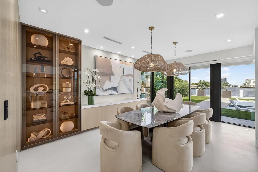 2533 Aqua Vista Boulevard Fort Lauderdale, FL 33301