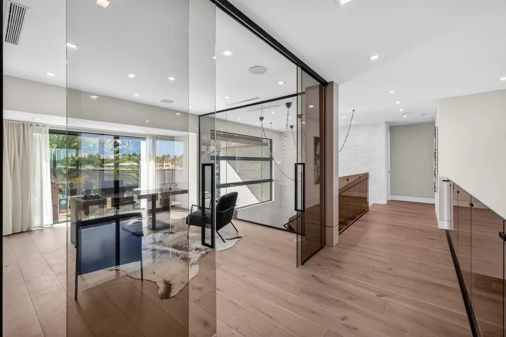 2533 Aqua Vista Boulevard Fort Lauderdale, FL 33301